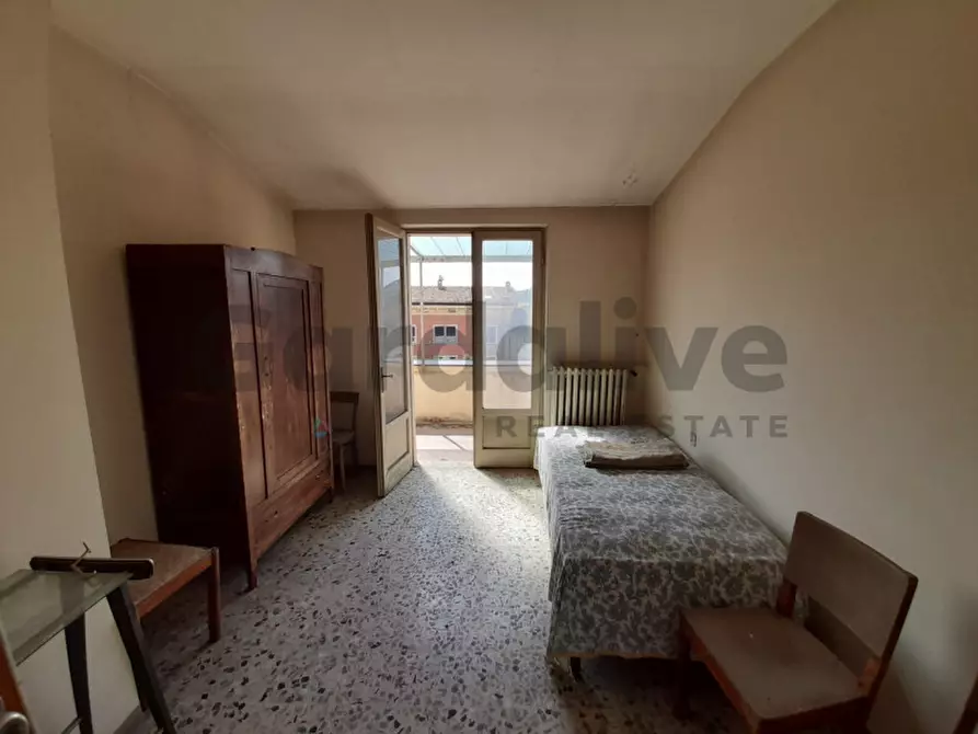 Immagine 10 di Rustico / casale in vendita  in Piazza Sergio Bresciani 19 a Salò