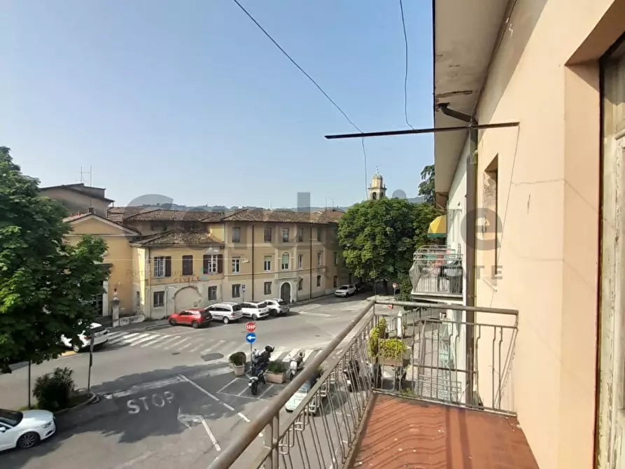 Immagine 29 di Rustico / casale in vendita  in Piazza Sergio Bresciani 19 a Salò