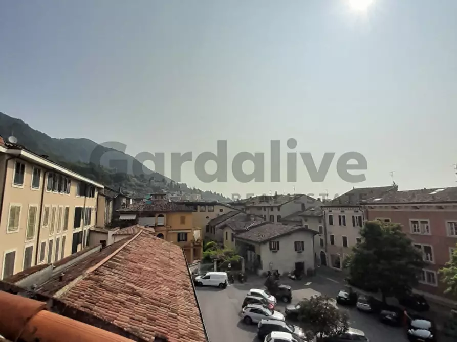 Immagine 30 di Rustico / casale in vendita  in Piazza Sergio Bresciani 19 a Salò