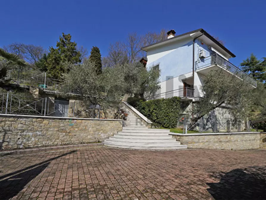 Immagine 3 di Villa in vendita  in Via Bocca di Croce 22 a Salò
