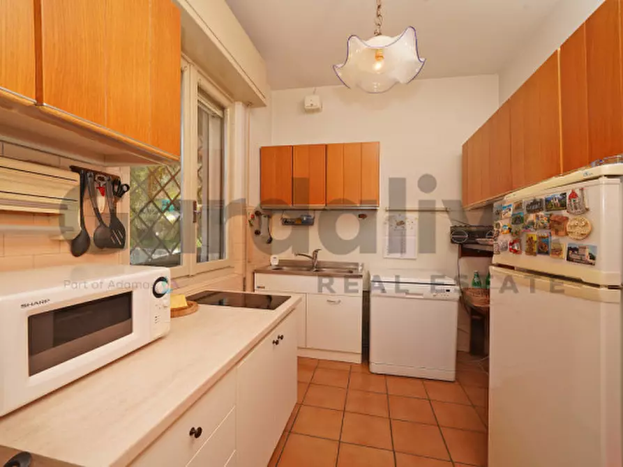 Immagine 7 di Villa in vendita  in Via Bocca di Croce 22 a Salò