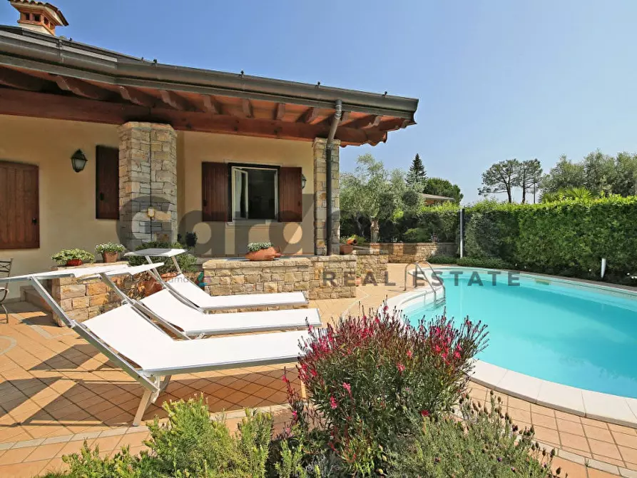 Immagine 2 di Villa in vendita  in Via Cominelli 30 a San Felice Del Benaco