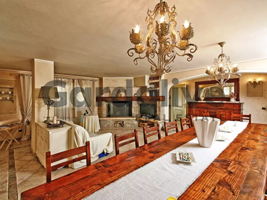 Immagine 21 di Villa in vendita  in Via Cominelli 30 a San Felice Del Benaco