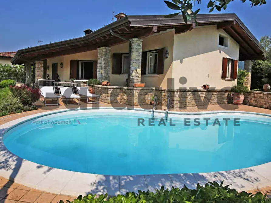 Immagine 34 di Villa in vendita  in Via Cominelli 30 a San Felice Del Benaco