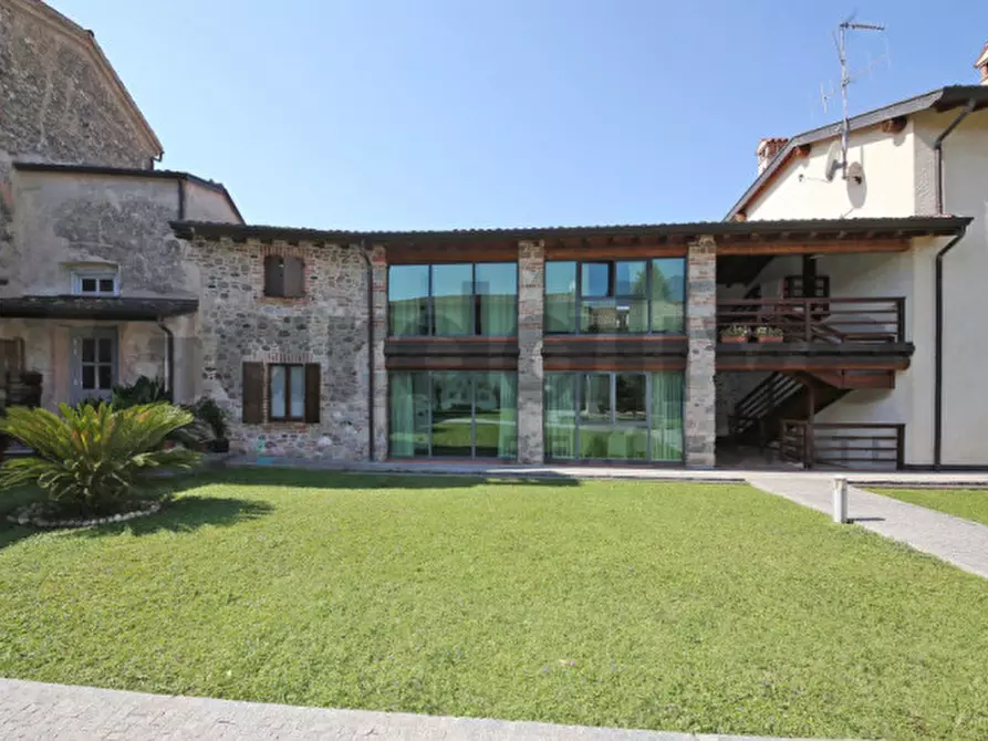 Immagine 3 di Appartamento in vendita  in Via Valene 47 a Salò