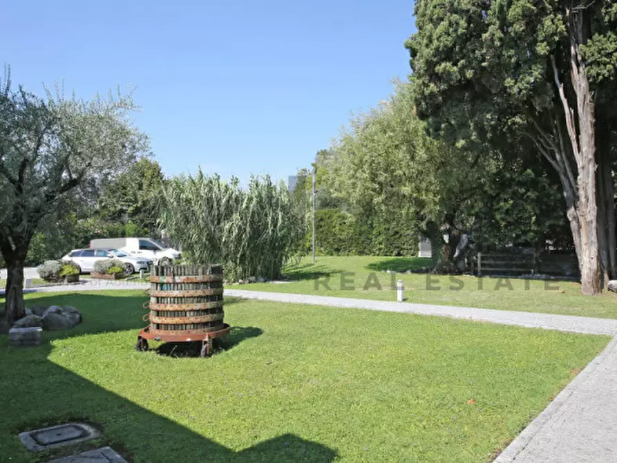 Immagine 7 di Appartamento in vendita  in Via Valene 47 a Salò