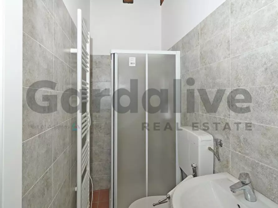 Immagine 31 di Appartamento in vendita  in Via Valene 47 a Salò