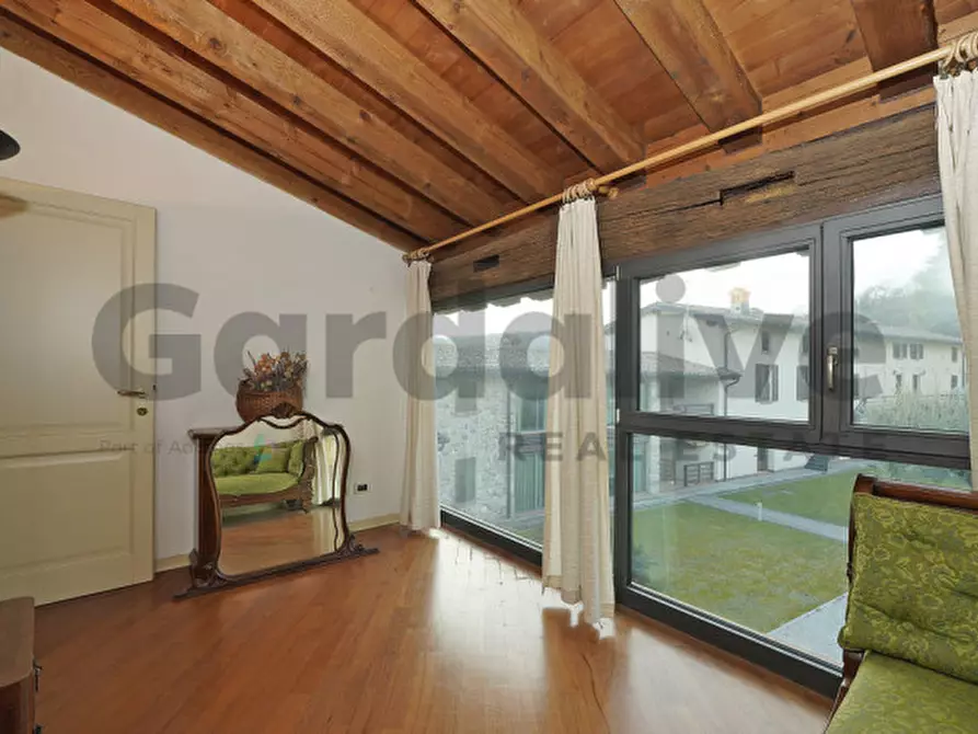 Immagine 38 di Appartamento in vendita  in Via Valene 47 a Salò