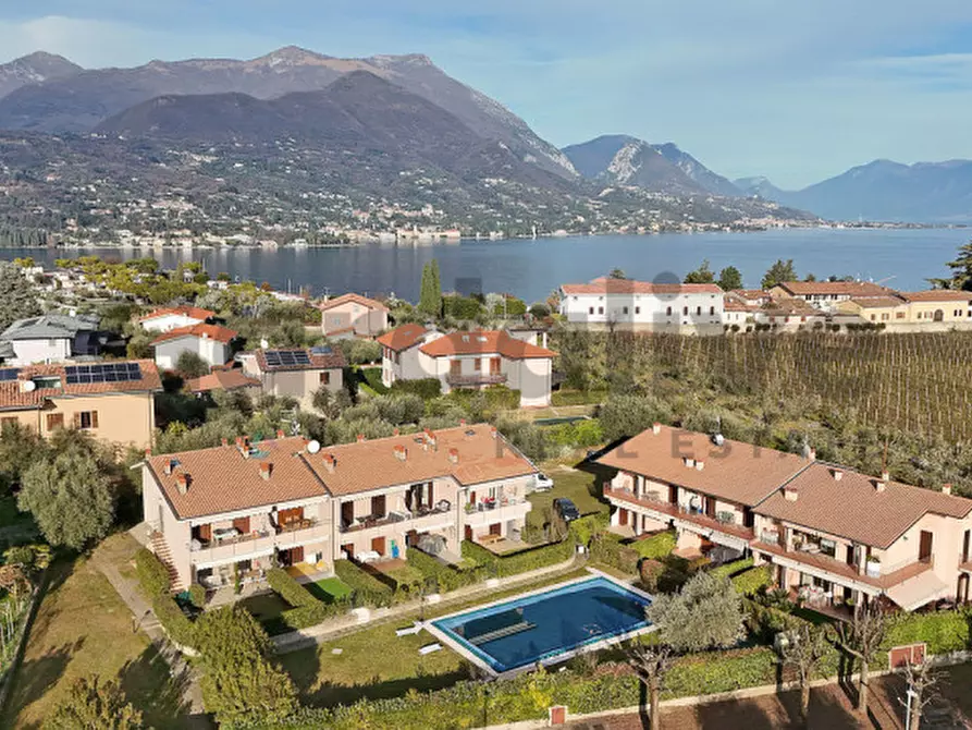 Immagine 2 di Appartamento in vendita  in Via Boschette 6 a San Felice Del Benaco