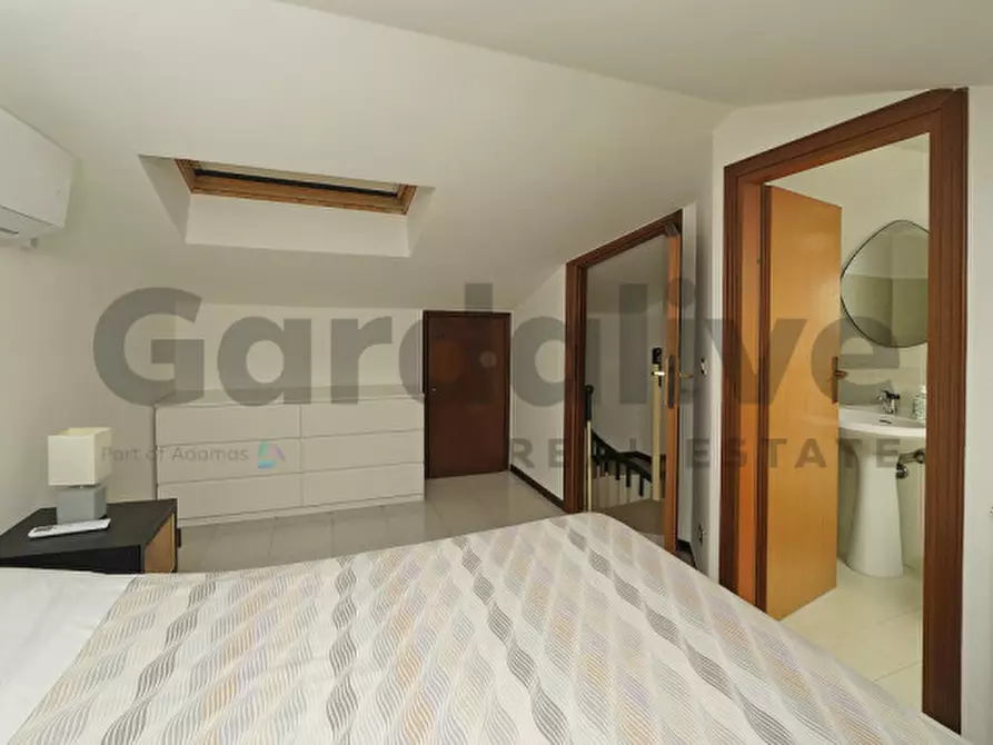 Immagine 7 di Appartamento in vendita  in Via Boschette 6 a San Felice Del Benaco