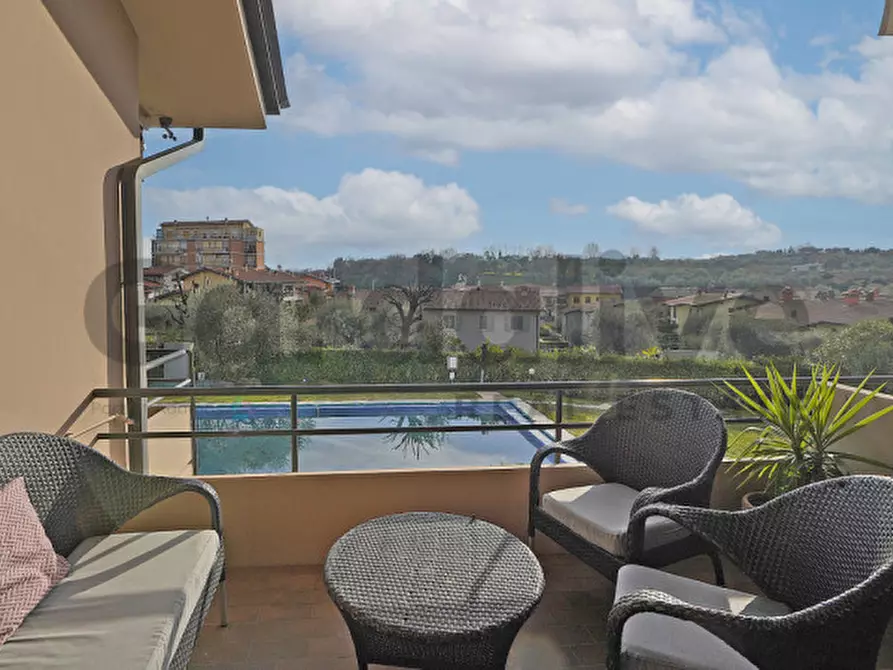 Immagine 10 di Appartamento in vendita  in Via Boschette 6 a San Felice Del Benaco