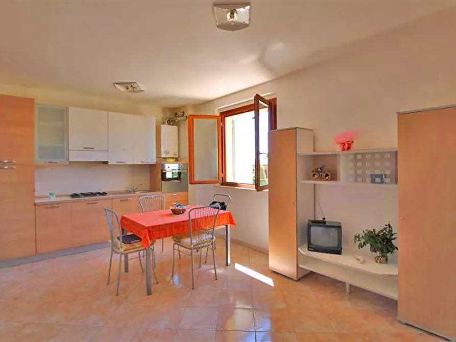 Immagine 1 di Appartamento in vendita  in via messina a Montepulciano