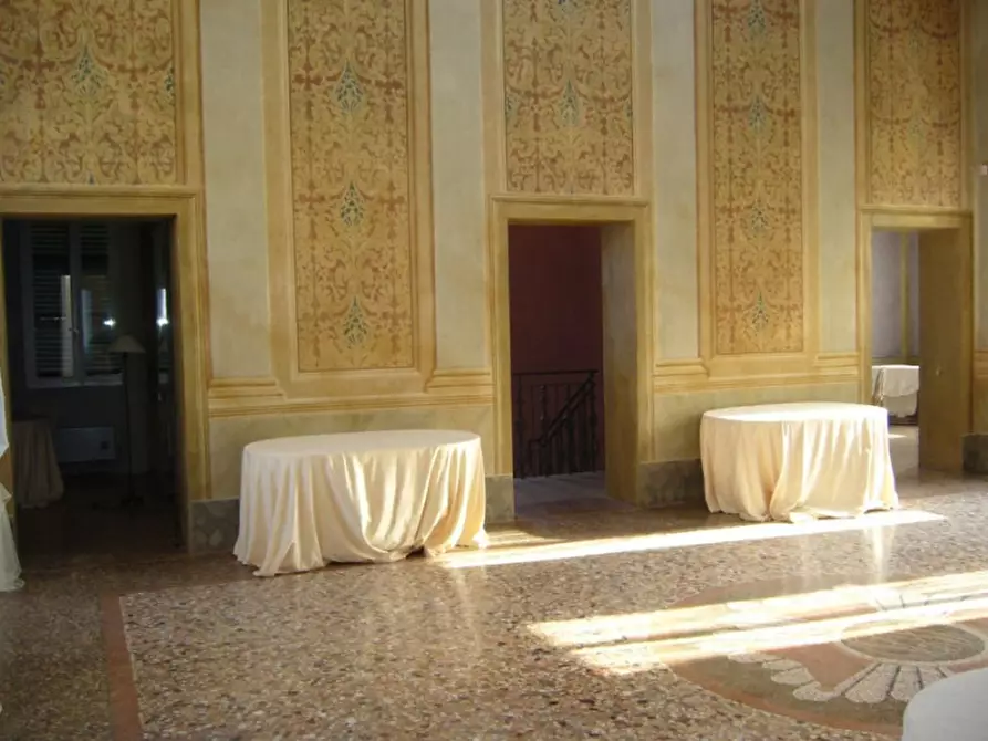 Immagine 9 di Villa in vendita  a Rimini