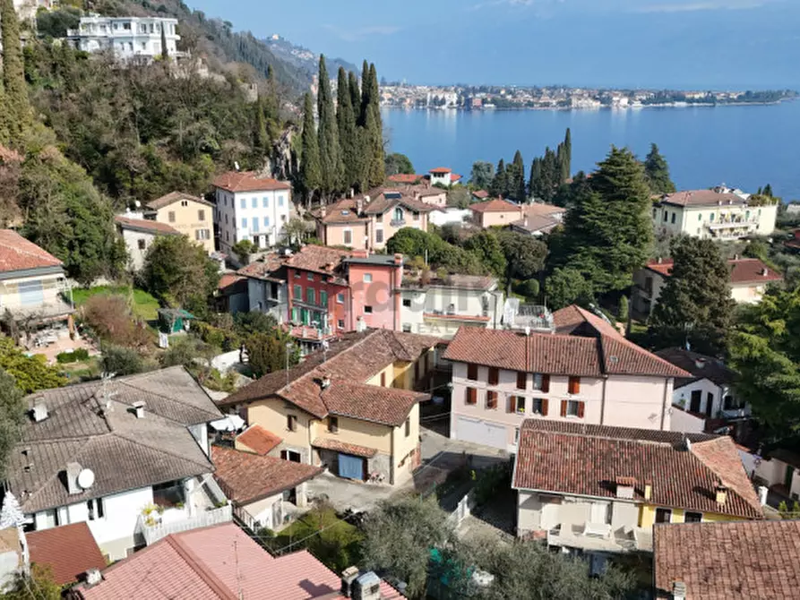 Immagine 2 di Appartamento in vendita  in Via Bornico a Toscolano-Maderno