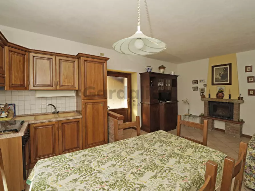 Immagine 7 di Appartamento in vendita  in Via Bornico a Toscolano-Maderno