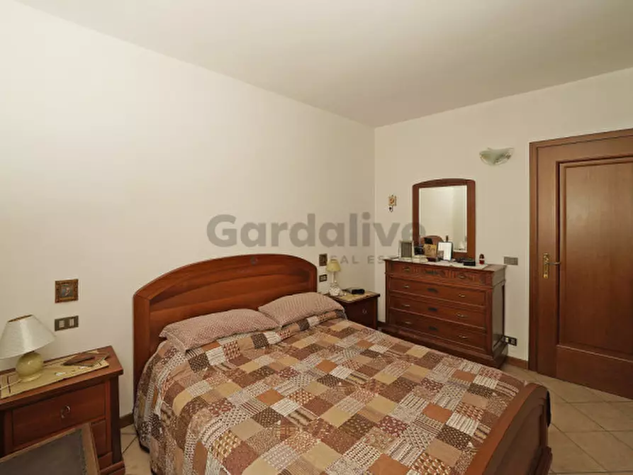 Immagine 14 di Appartamento in vendita  in Via Bornico a Toscolano-Maderno