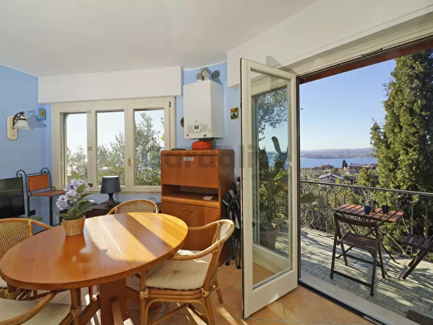 Immagine 11 di Appartamento in vendita  in Via Vigole a Toscolano-Maderno