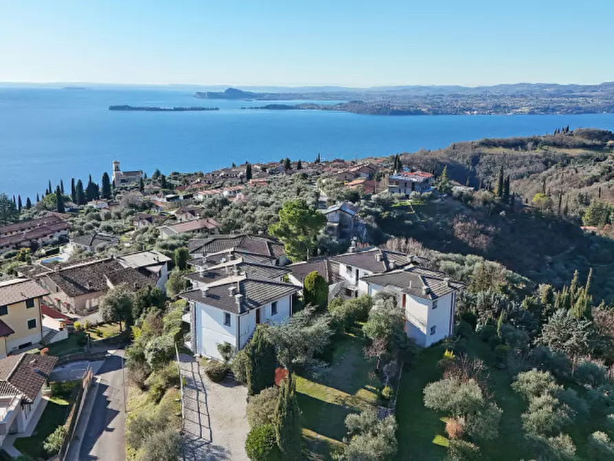 Immagine 34 di Appartamento in vendita  in Via Vigole a Toscolano-Maderno