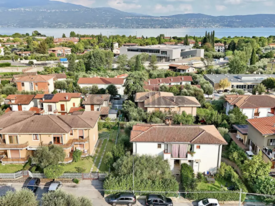 Immagine 19 di Appartamento in vendita  in Via Gaetano Donizetti a Toscolano-Maderno