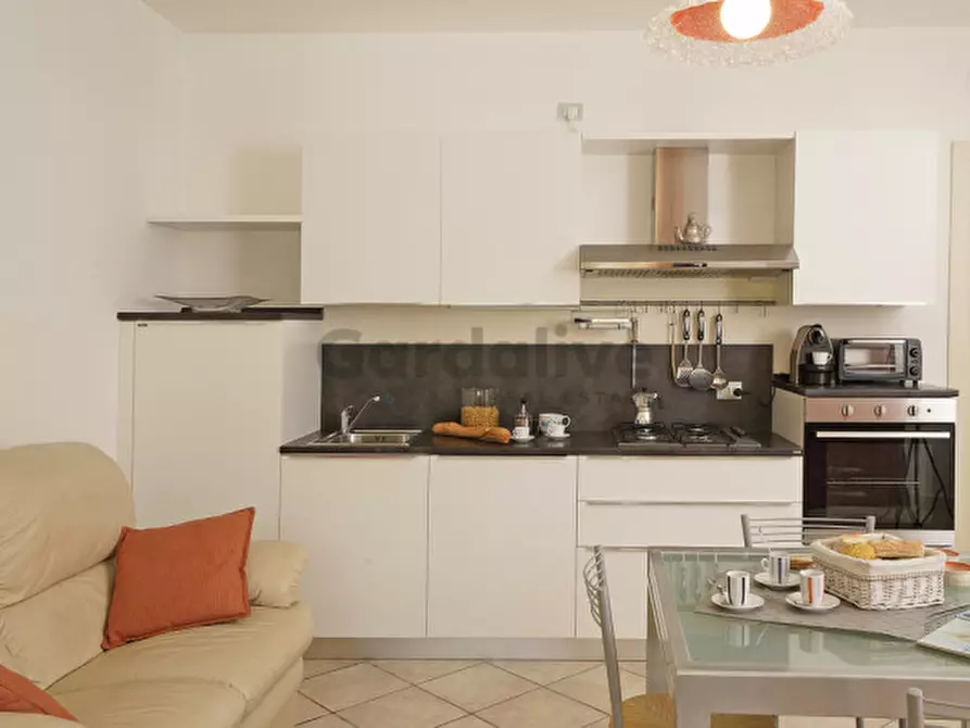 Immagine 9 di Appartamento in vendita  in Via Lungolago Giuseppe Zanardelli a Toscolano-Maderno