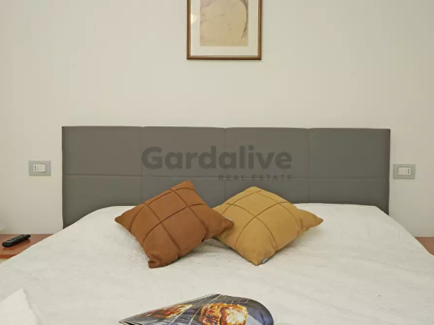 Immagine 17 di Appartamento in vendita  in Via Lungolago Giuseppe Zanardelli a Toscolano-Maderno