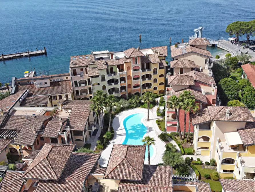 Immagine 27 di Appartamento in vendita  in Via Lungolago Giuseppe Zanardelli a Toscolano-Maderno