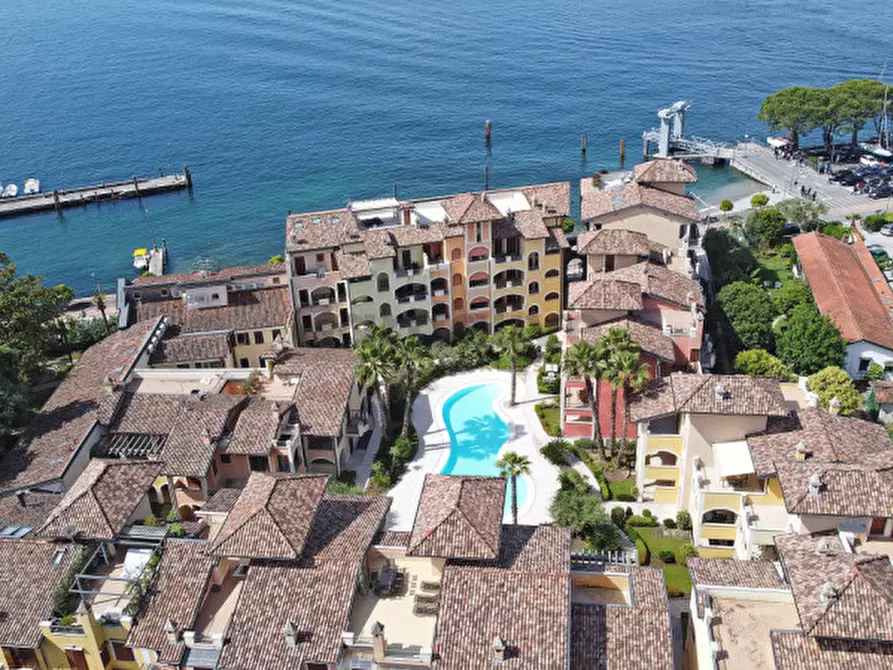 Immagine 28 di Appartamento in vendita  in Via Lungolago Giuseppe Zanardelli a Toscolano-Maderno