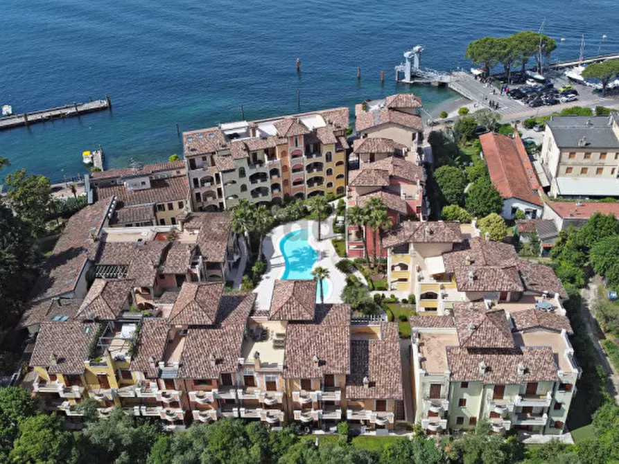 Immagine 30 di Appartamento in vendita  in Via Lungolago Giuseppe Zanardelli a Toscolano-Maderno