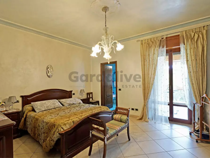 Immagine 7 di Palazzo in vendita  in Via Garibaldi a Toscolano-Maderno