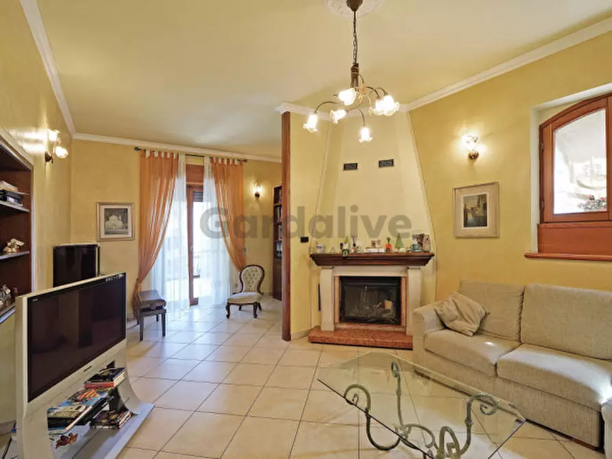 Immagine 15 di Palazzo in vendita  in Via Garibaldi a Toscolano-Maderno