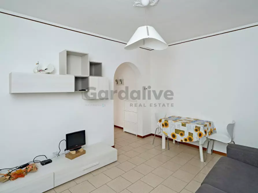 Immagine 19 di Palazzo in vendita  in Via Garibaldi a Toscolano-Maderno