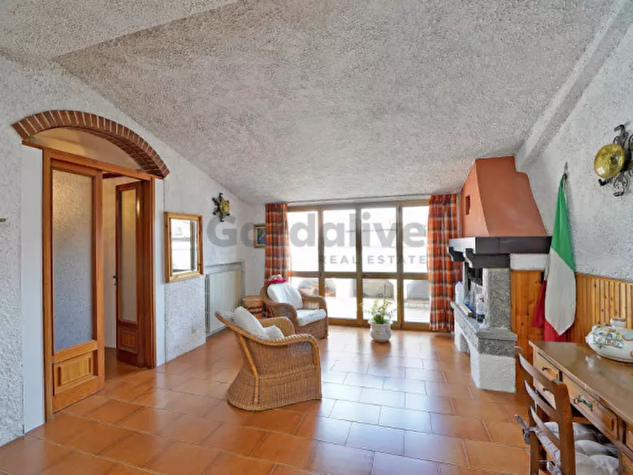 Immagine 24 di Palazzo in vendita  in Via Garibaldi a Toscolano-Maderno