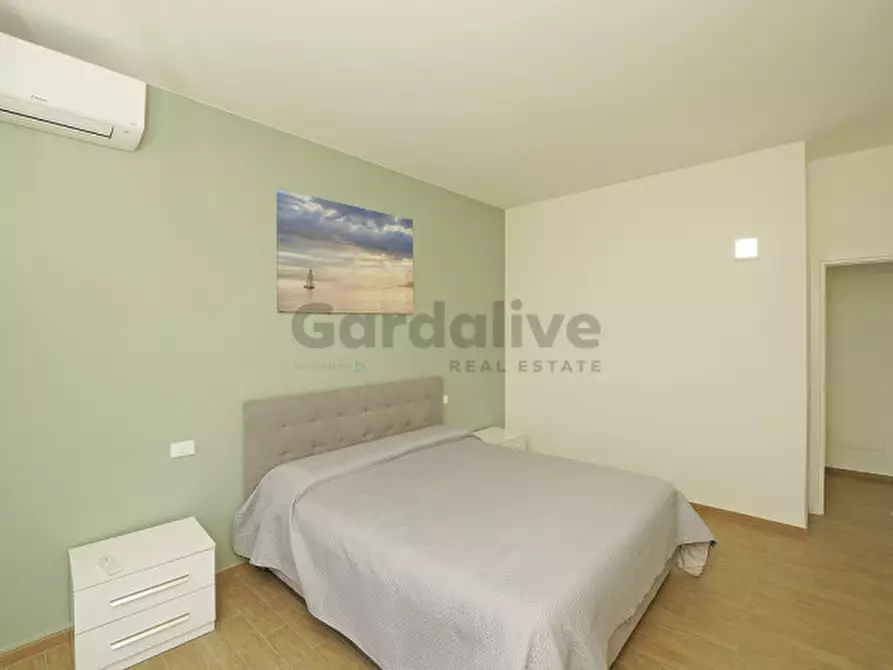 Immagine 21 di Appartamento in vendita  in Via Moretto 16 a Toscolano-Maderno