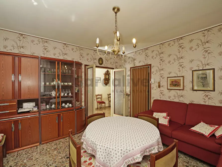 Immagine 5 di Villa in vendita  in Via Moretto 3 a Toscolano-Maderno