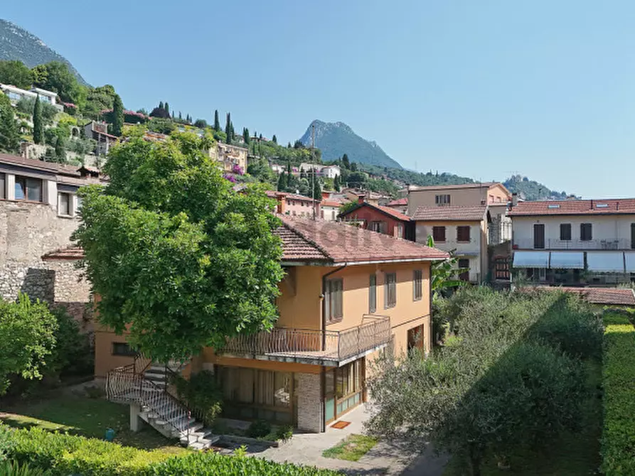Immagine 8 di Villa in vendita  in Via Moretto 3 a Toscolano-Maderno