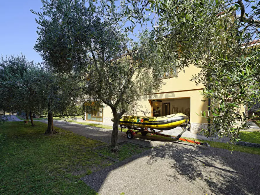 Immagine 41 di Villa in vendita  in Via Moretto 3 a Toscolano-Maderno