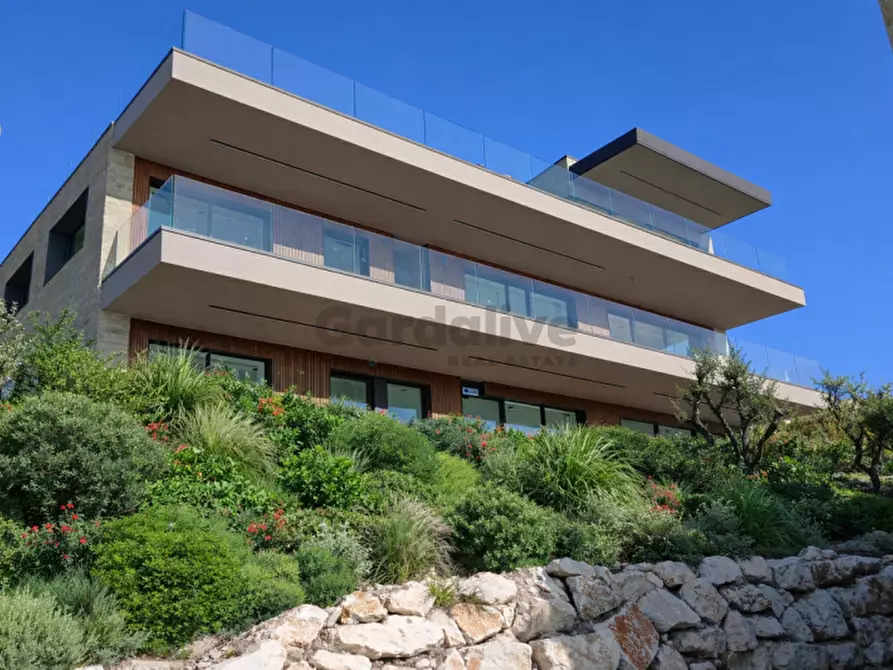 Immagine 1 di Appartamento in vendita  in Via S.Ambrogio a Toscolano-Maderno