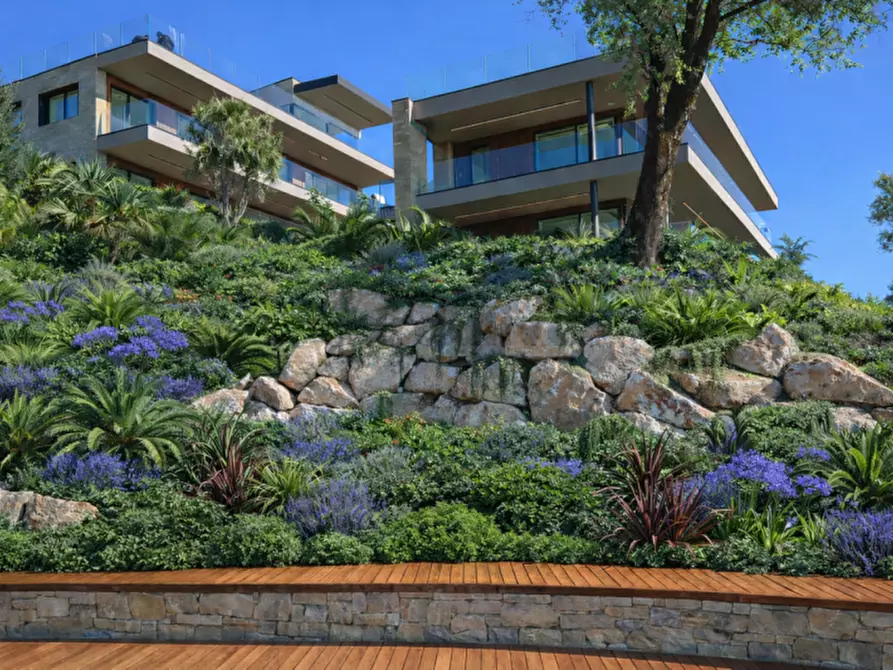 Immagine 2 di Appartamento in vendita  in Via S.Ambrogio a Toscolano-Maderno