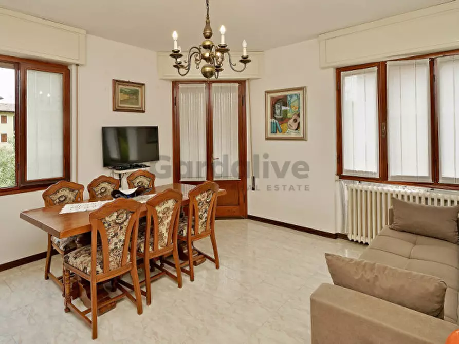 Immagine 3 di Casa bifamiliare in vendita  in Via Carducci a Toscolano-Maderno