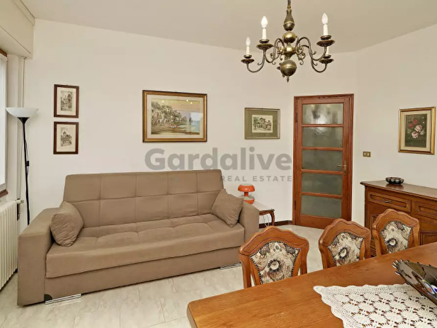 Immagine 5 di Casa bifamiliare in vendita  in Via Carducci a Toscolano-Maderno