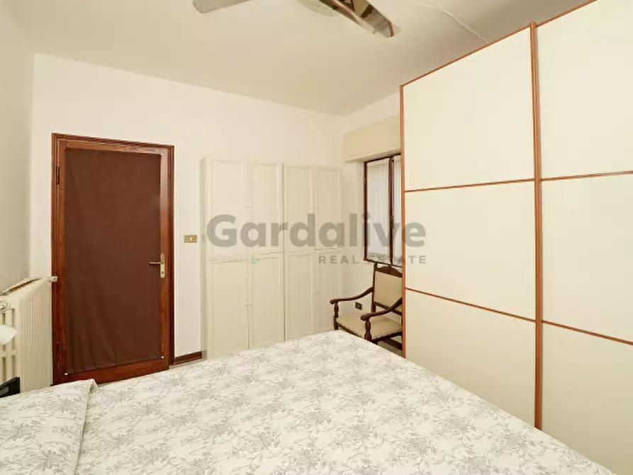 Immagine 10 di Casa bifamiliare in vendita  in Via Carducci a Toscolano-Maderno