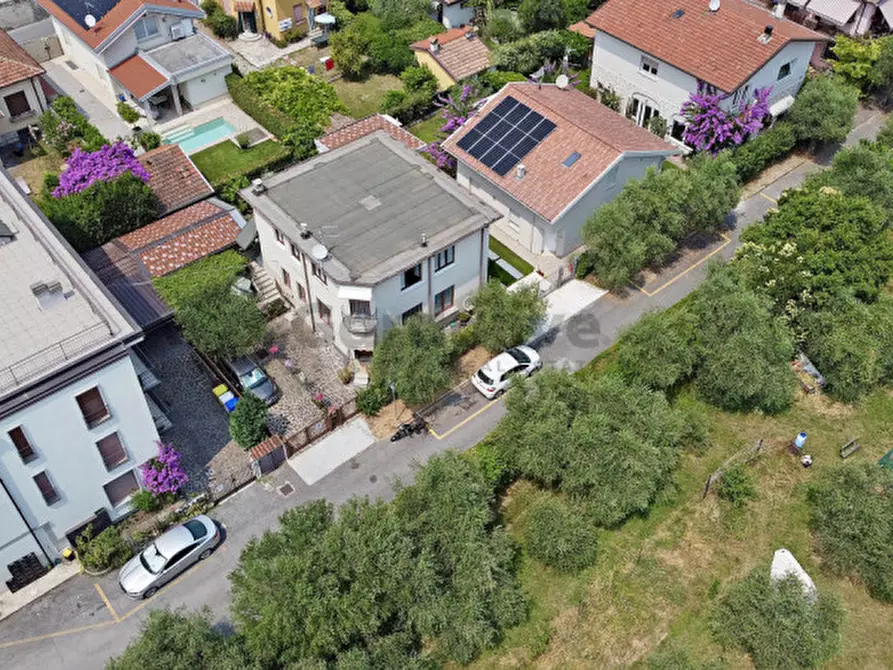 Immagine 21 di Casa bifamiliare in vendita  in Via Carducci a Toscolano-Maderno