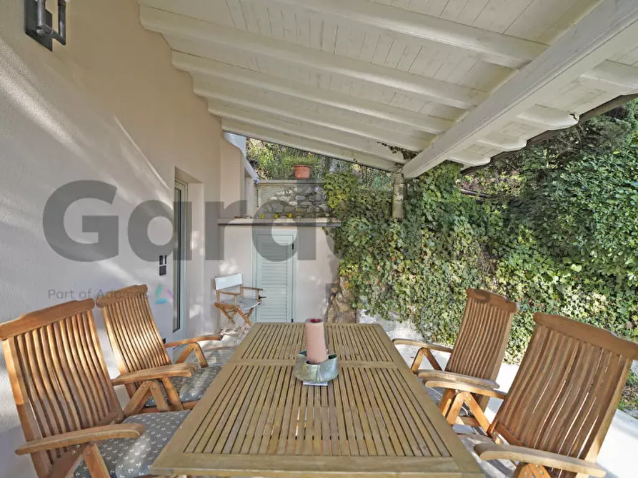 Immagine 3 di Villa in vendita  in Via Statale Toscolano 189 a Toscolano-Maderno