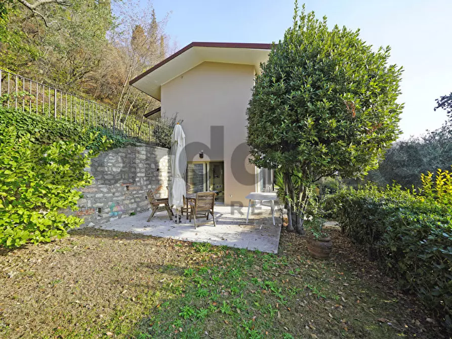 Immagine 11 di Villa in vendita  in Via Statale Toscolano 189 a Toscolano-Maderno