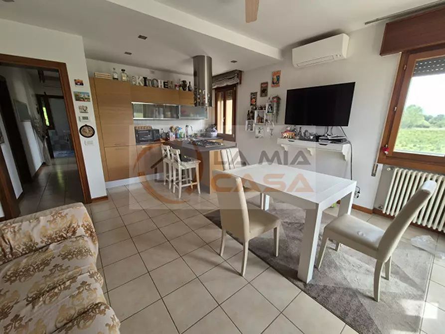 Immagine 1 di Appartamento in affitto  in Via Romea, n. 65/i bis Legnaro (PD) a Saonara