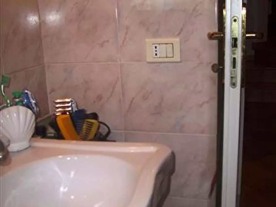 Immagine 5 di Appartamento in vendita  in grimoli a Cavriglia