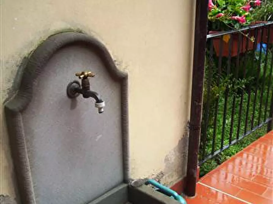 Immagine 31 di Appartamento in vendita  in grimoli a Cavriglia