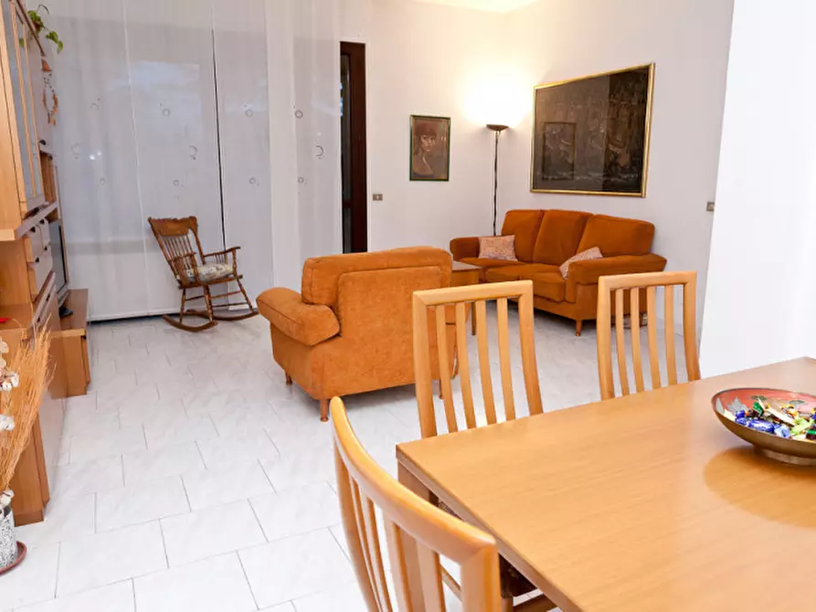 Immagine 3 di Appartamento in vendita  in NICCODEMI a Monza