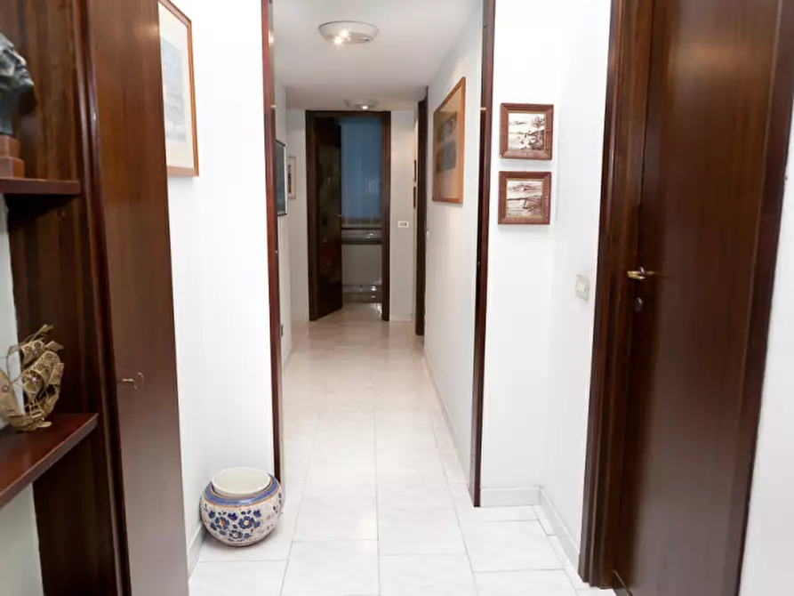 Immagine 15 di Appartamento in vendita  in NICCODEMI a Monza