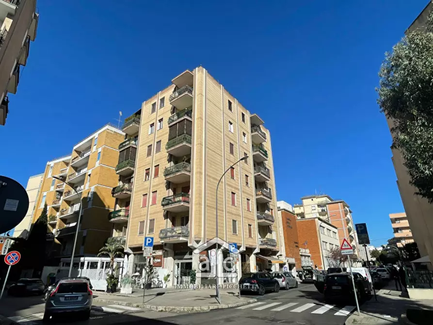 Immagine 1 di Appartamento in vendita  in via Matteo Renato Imbriani 56 a Lecce